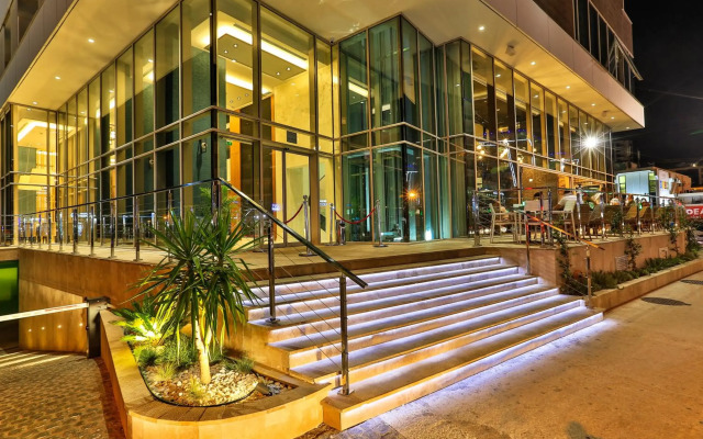 Hotel Wow