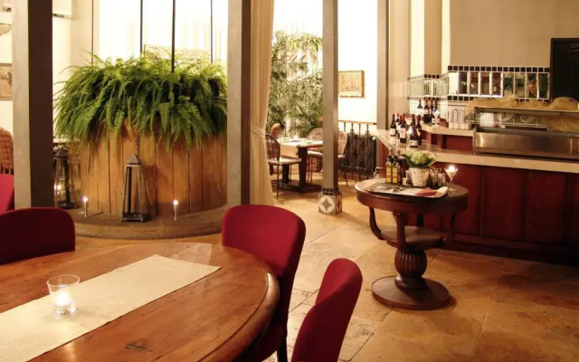 Antik Hotel