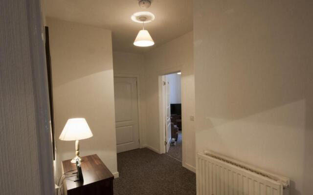 Allan Stream Apartment