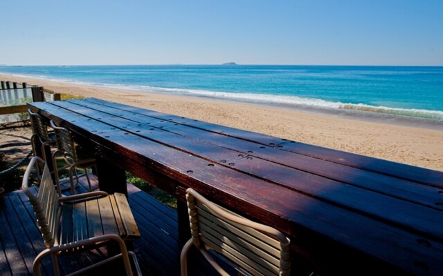 Beachside Beauty at Sapphire Beach