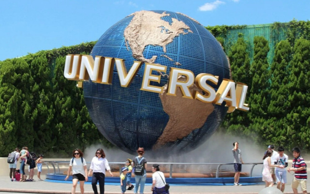 Universal Room