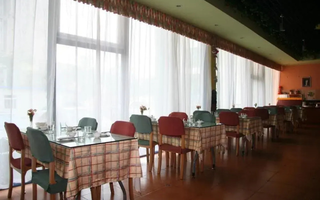 Home Inn Plus Qingdao University Yinchuan West Road Broadcasting Building