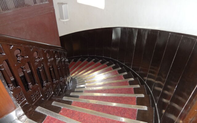 Grand Hotel