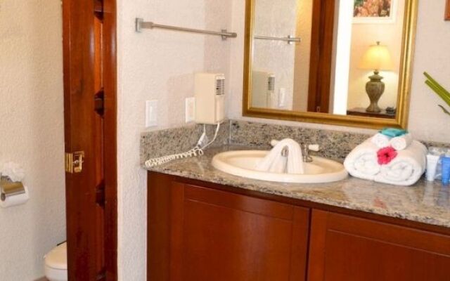 Las Sirenas by Mayan Princess