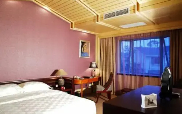Yufu Guodu Hotsprings Hotel