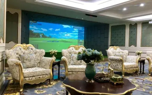 Qinheyuan Elderly Resort Hotel(Shanghai International Tourism Resort Store)