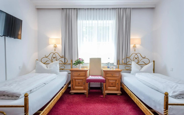 Hotel Laimer Hof Nymphenburg Palace Munich