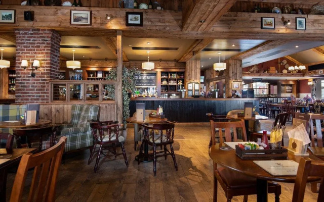 The Hog's Head Inn - The Inn Collection Group