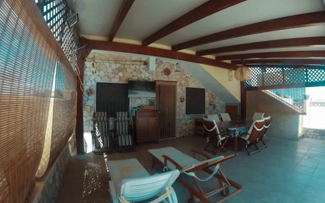 I Monaci Front Beach Specchiarica