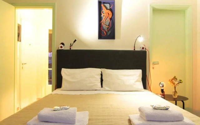 Charming Rooftop Nest with awesome Acropolis view Downtown Athens