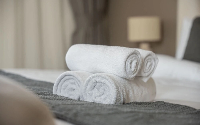 Sleek Studio in Jumeirah Village Triangle