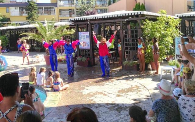 Apartment In Trakia Plaza