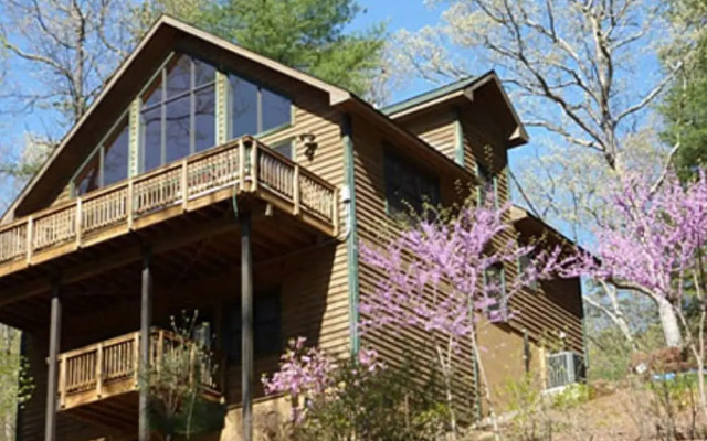 Bent Creek Lodge Bed & Breakfast