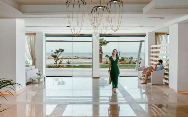 Lenios Beach Hotel