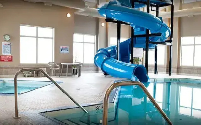 Paradise Inn & Suites Valleyview