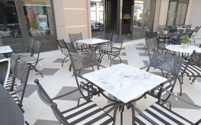 Theasis Hotel Paramythia