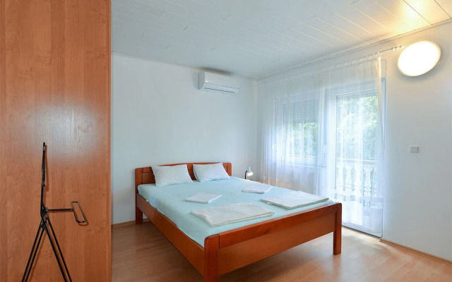 Apartment 1631