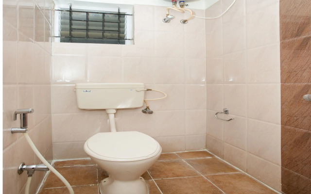 Airport AC Transit Stay By OYO Rooms