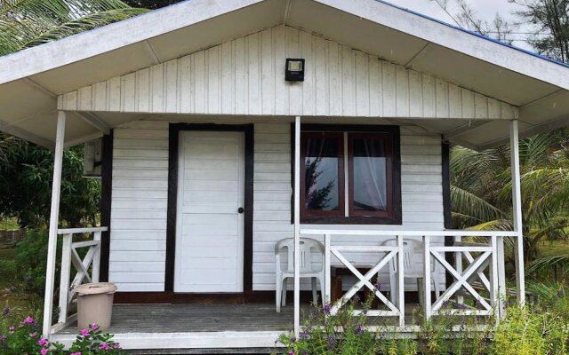 Tim's Seaside Hideout Resort