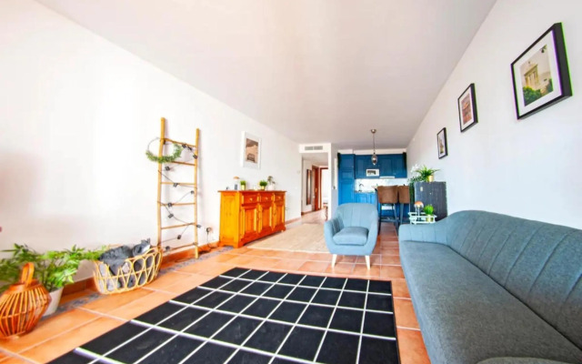 Apartamento en complejo con piscina