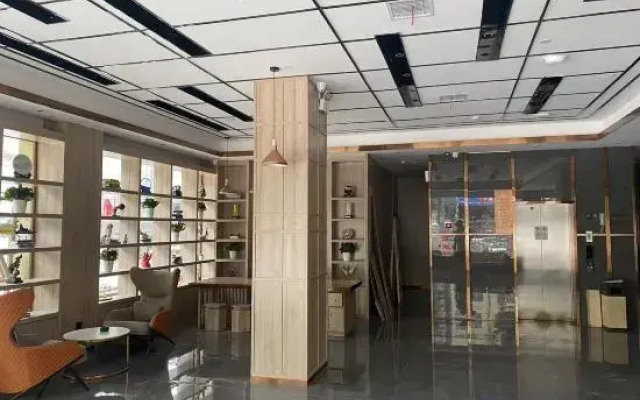 Luyuanlin Hotel (Ningyuan Shundi Plaza)