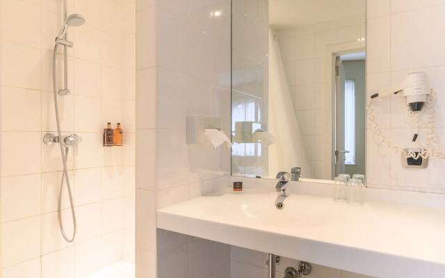 Alma Grand Place Hotel