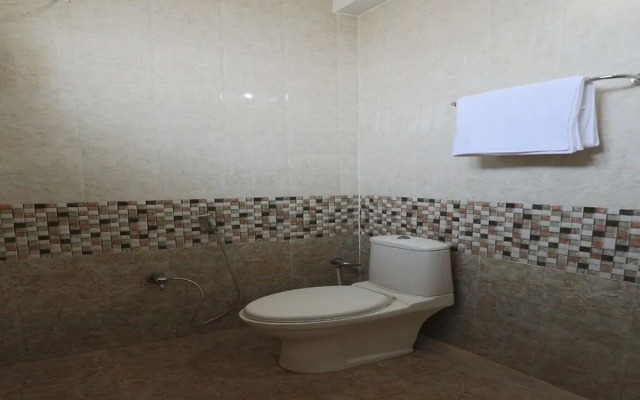 Beehive Inn By OYO Rooms