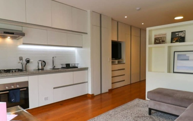 w Elegant Loft Near Boardwalk in Barranco