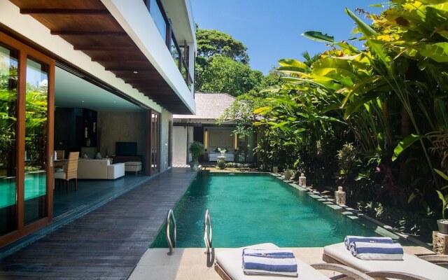 Bali Holiday Villas - La Mer