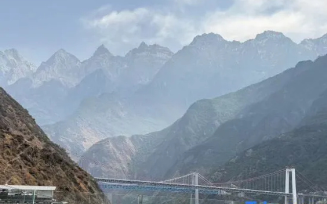 Upper Tekking Route Starting Point Family House – Outside – Shangri-La