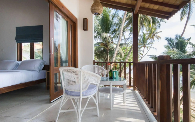 Skinny Beach House