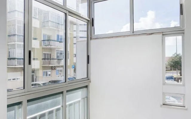 Luz & Mar at Coastal Oeiras