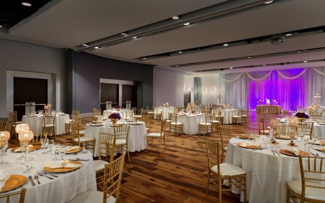 Twelve Midtown, Autograph Collection