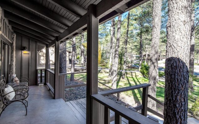 Rustic Pines Retreat