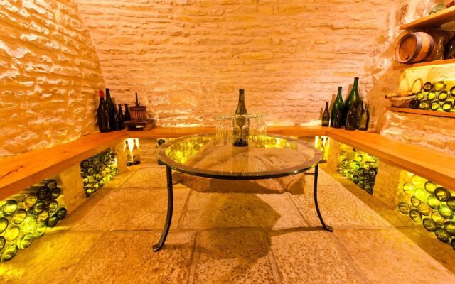 Hôtel De La Beursaudiere