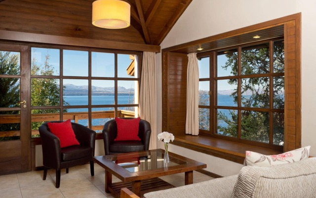 Pailahue Lodge & Cabañas