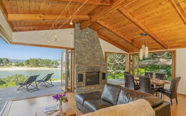 Hosts on the Coast Te Whare Rakau