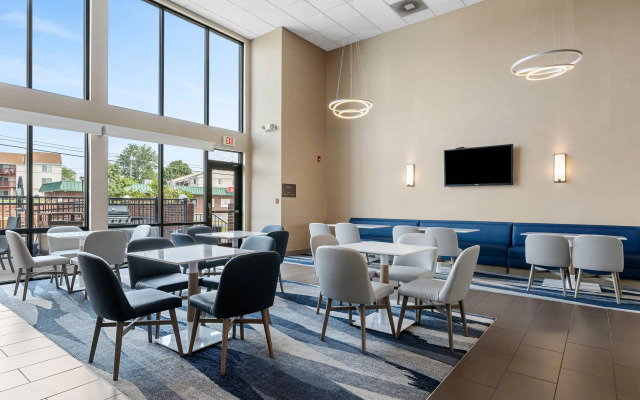 Comfort Inn Aikens Center