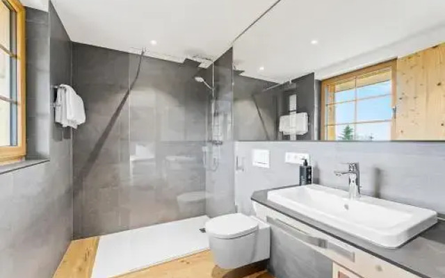 Schwarzenbach - Apartments & Rooftop Pool