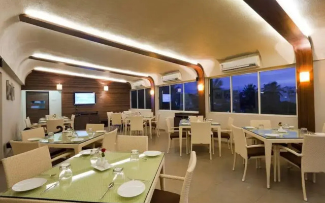 Skylark Business Hotel