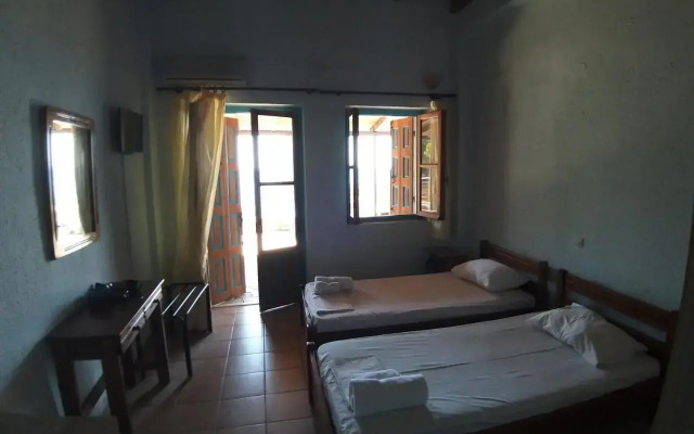 Stoupa Properties Rooms