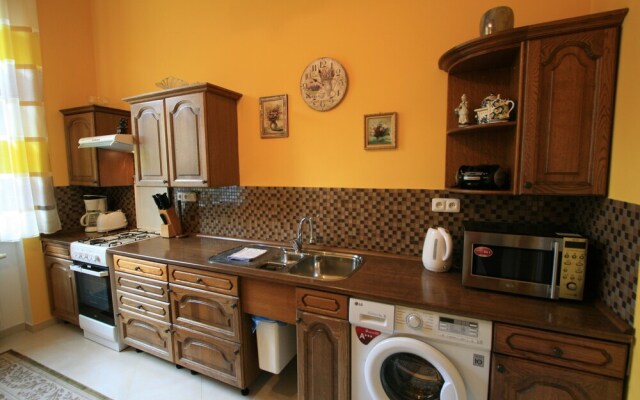 Apartment No. 20 Jaltská 3