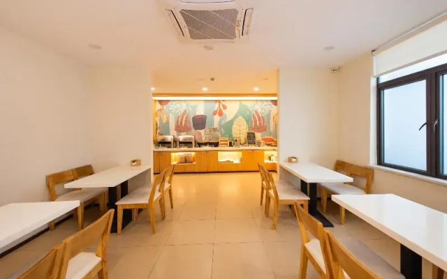 Hanting Hotel Shanghai Zhenjin Road