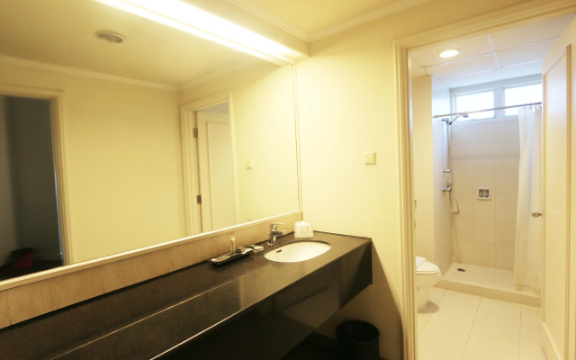 Java Paragon Hotel and Residences