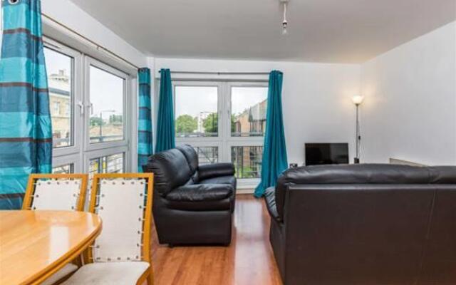 Millharbour Apartments