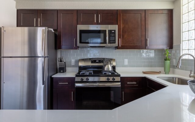 Domio Tempe Comfortable 2BR Gym