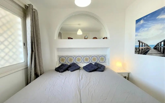 Belvilla by OYO Residencial Hibiscus 405
