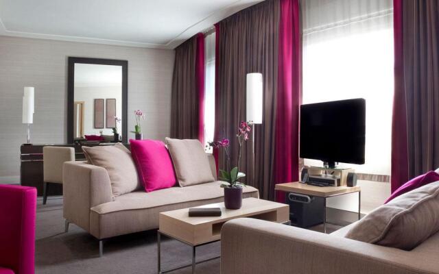 Nest Hotel Paris la Défense - MGallery Collection