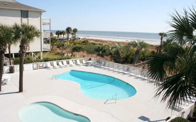 Breakers 112 by RedAwning