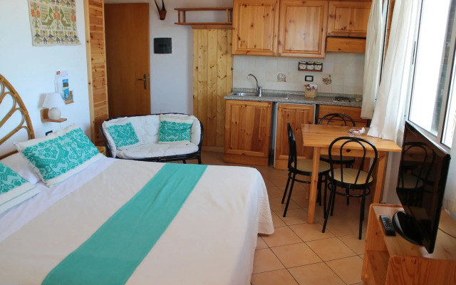 Aparthotel Domus De Janas Sul Mare